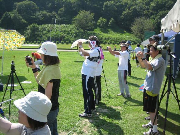 �ʐ^�΂����B���ĂȂ��ŁA�������艞�����Ă��������I