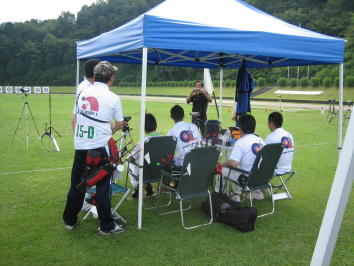 ���肢������A���\�̃`�[���̃u�[�X�ɖ��f�����Ȃ��Łi���[�j