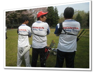 HONDA�`�[���ɁA�ˎ傪�����r���ĕ��A���܂����I