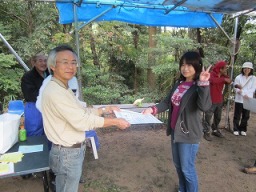 �Ȃ�Ƃ��R�O���܂Ŏ˂Ă�悤�ɂȂ��Ă��������B