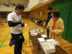 �Ȃ񂿂���ăo�b�W�l��