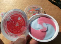 �d���E�I�b�`�A�C�X�N���[��